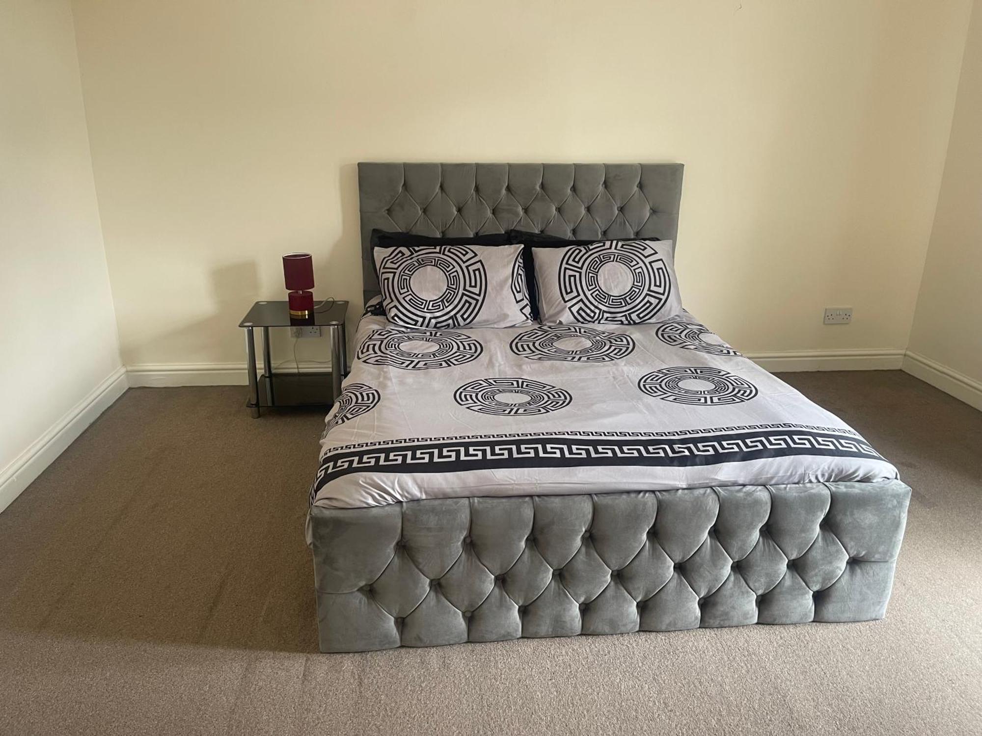 Luxestay Rooms - Old Trafford Manchester Ngoại thất bức ảnh